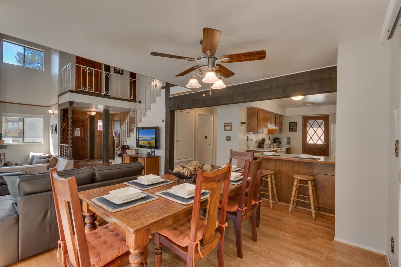 The Knotty Bear - Three Bedroom Home South Lake Tahoe Ngoại thất bức ảnh